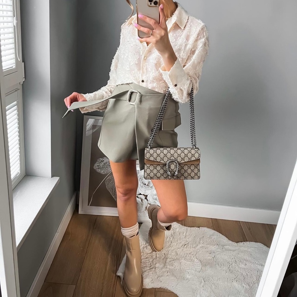 Zara Off White Heeled Boots with Lug Soles - Picture 5 of 11